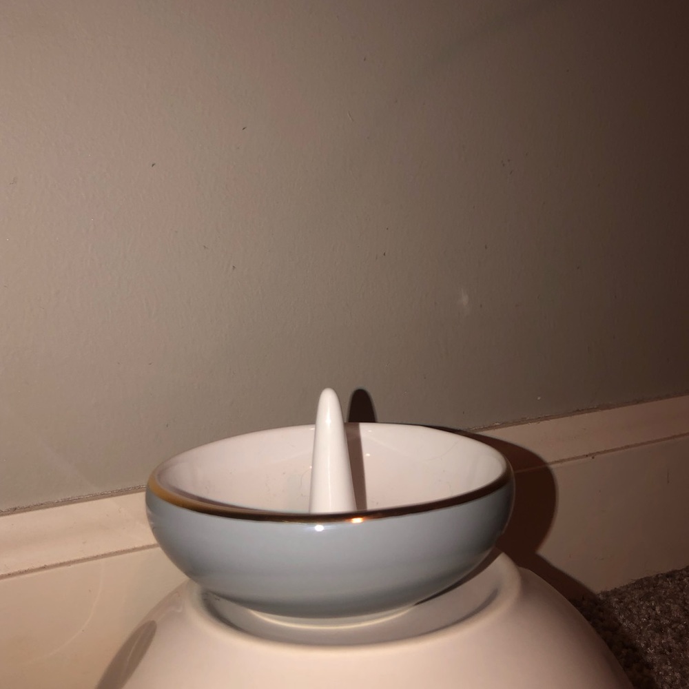 KATE SPADE ring holder